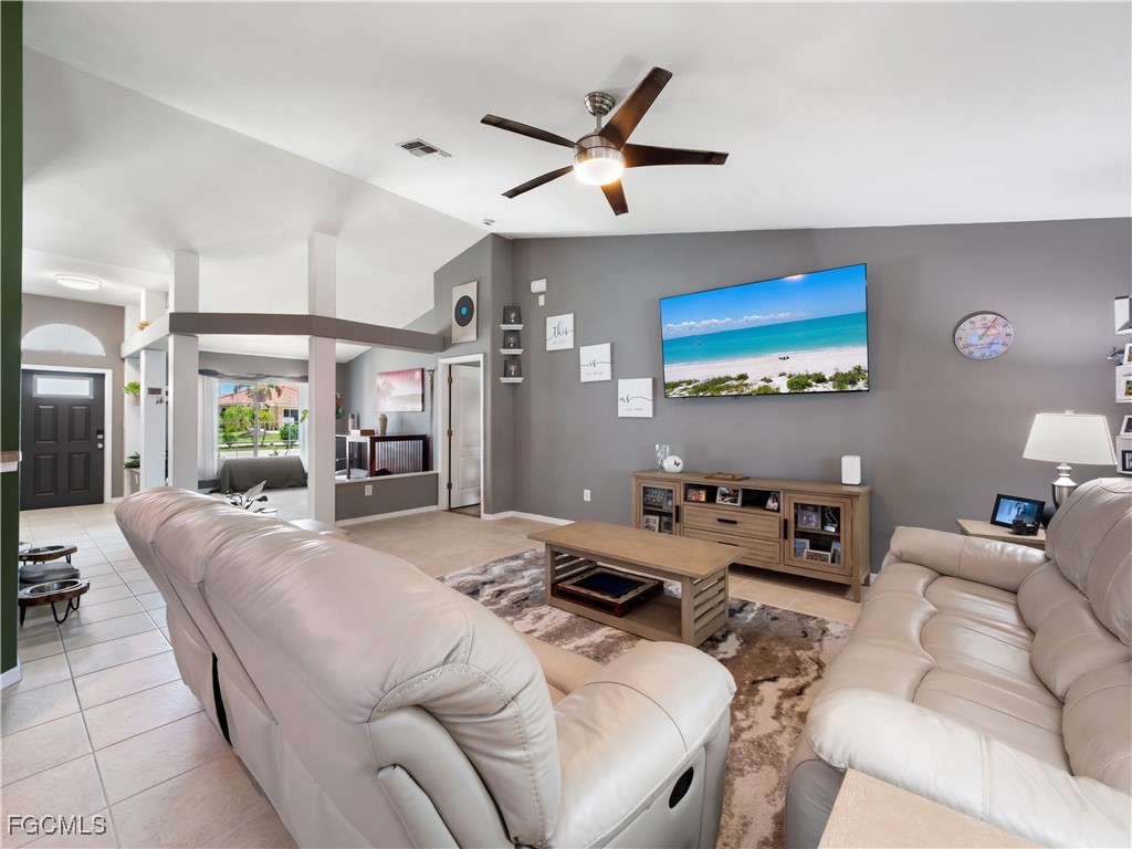 2817 Gleason PKWY