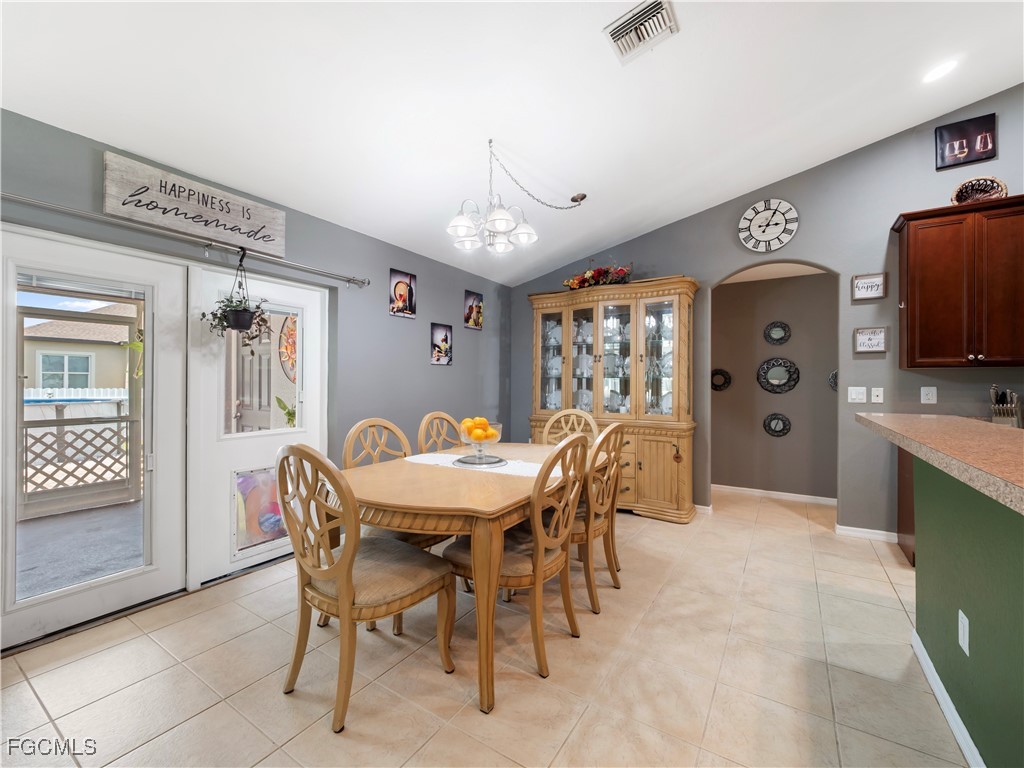 2817 Gleason PKWY