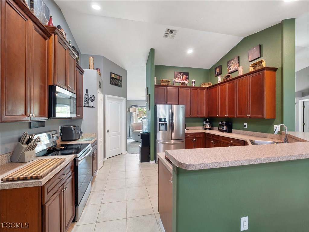 2817 Gleason PKWY
