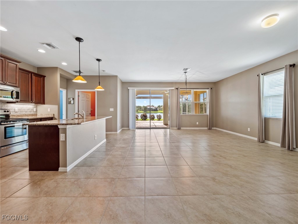 3126 Apple Blossom DR