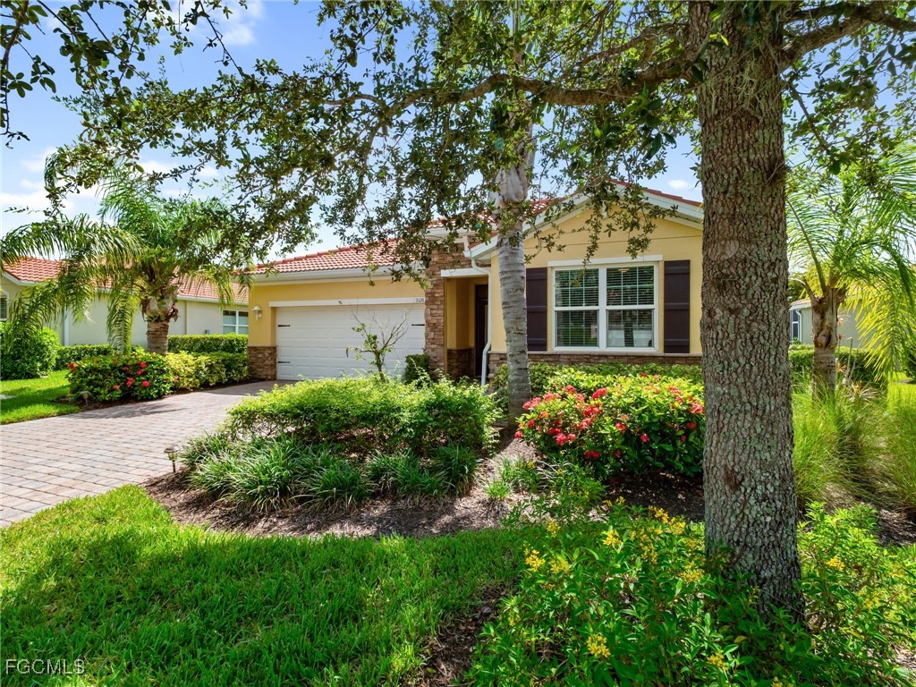 3126 Apple Blossom DR