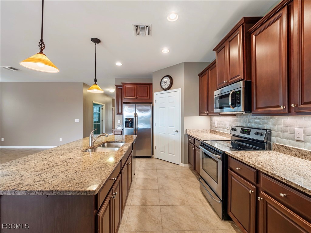 3126 Apple Blossom DR