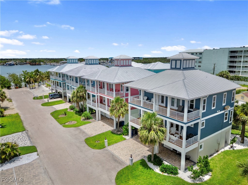 270 Delmar AVE