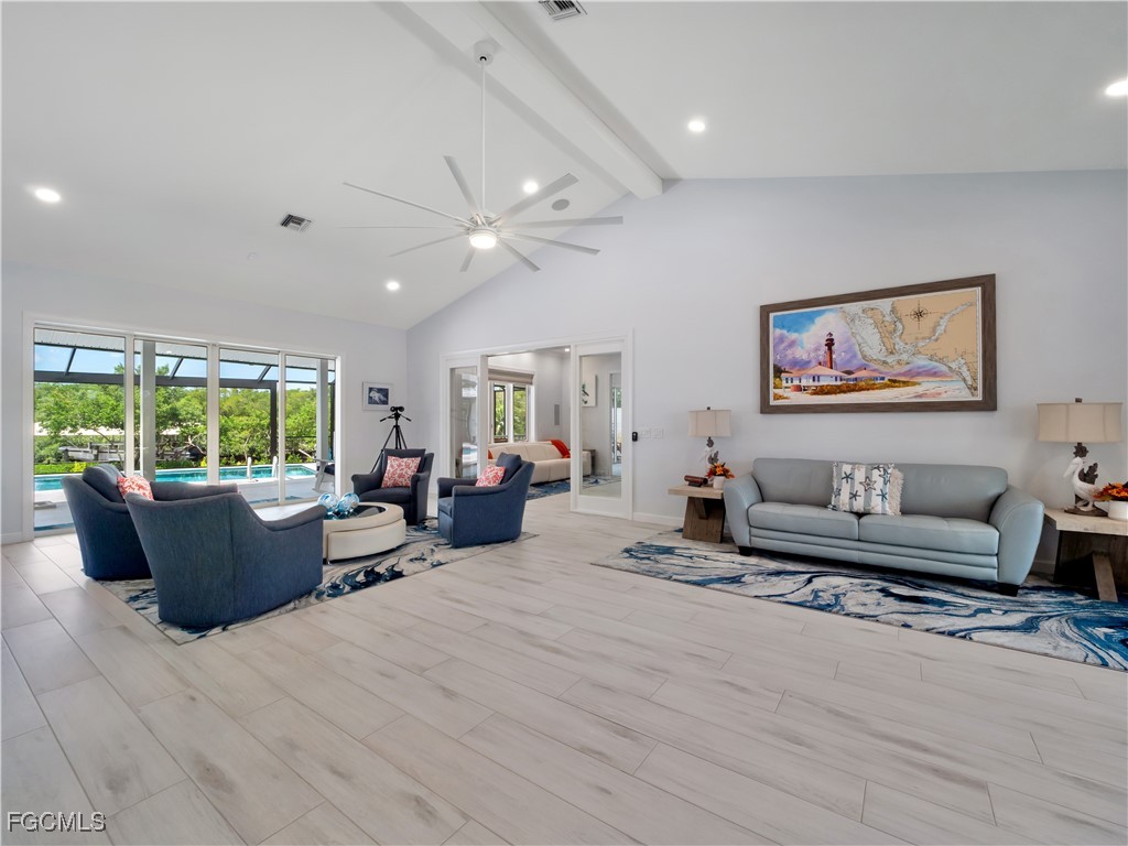 15660 Light Blue CIR