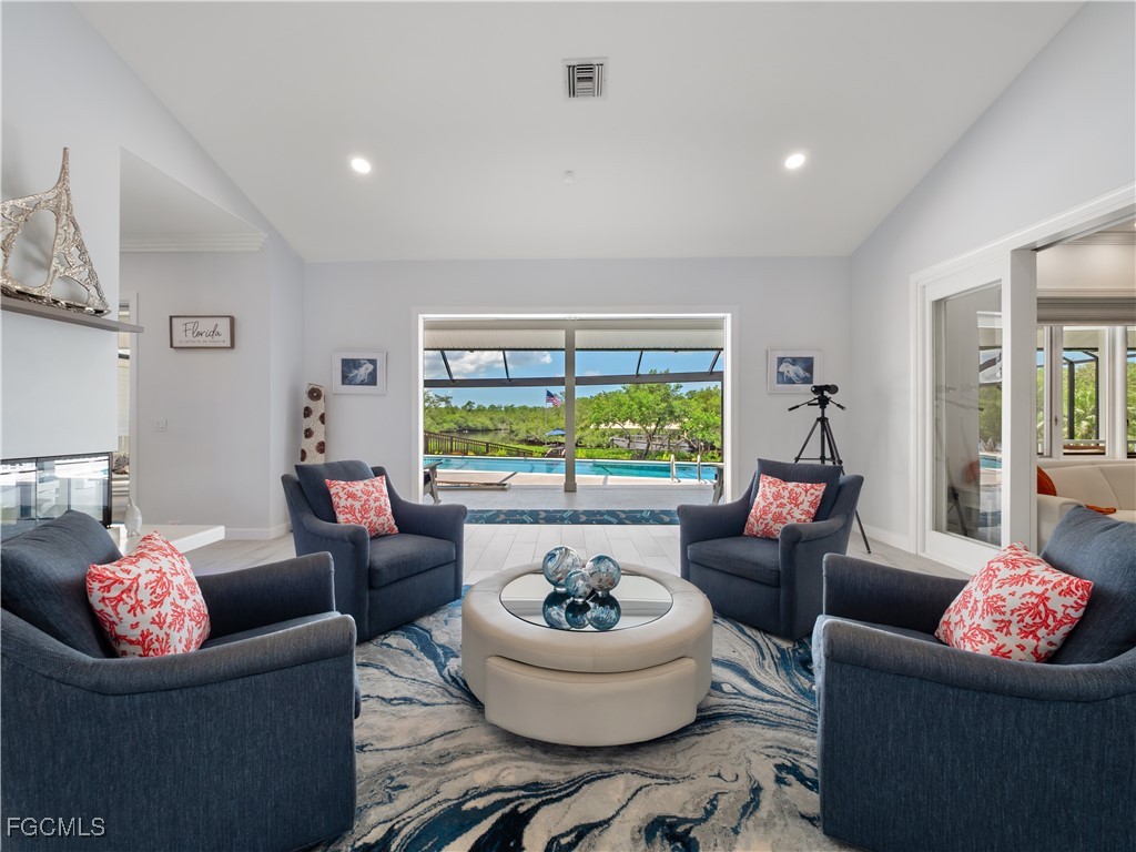 15660 Light Blue CIR