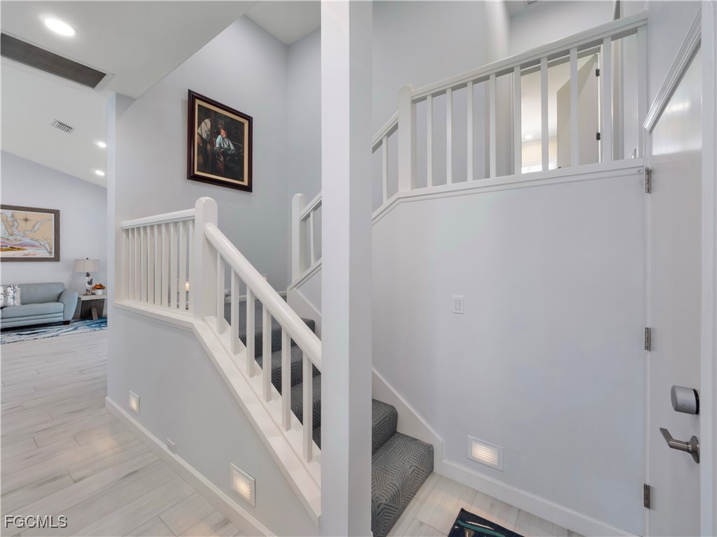 15660 Light Blue CIR