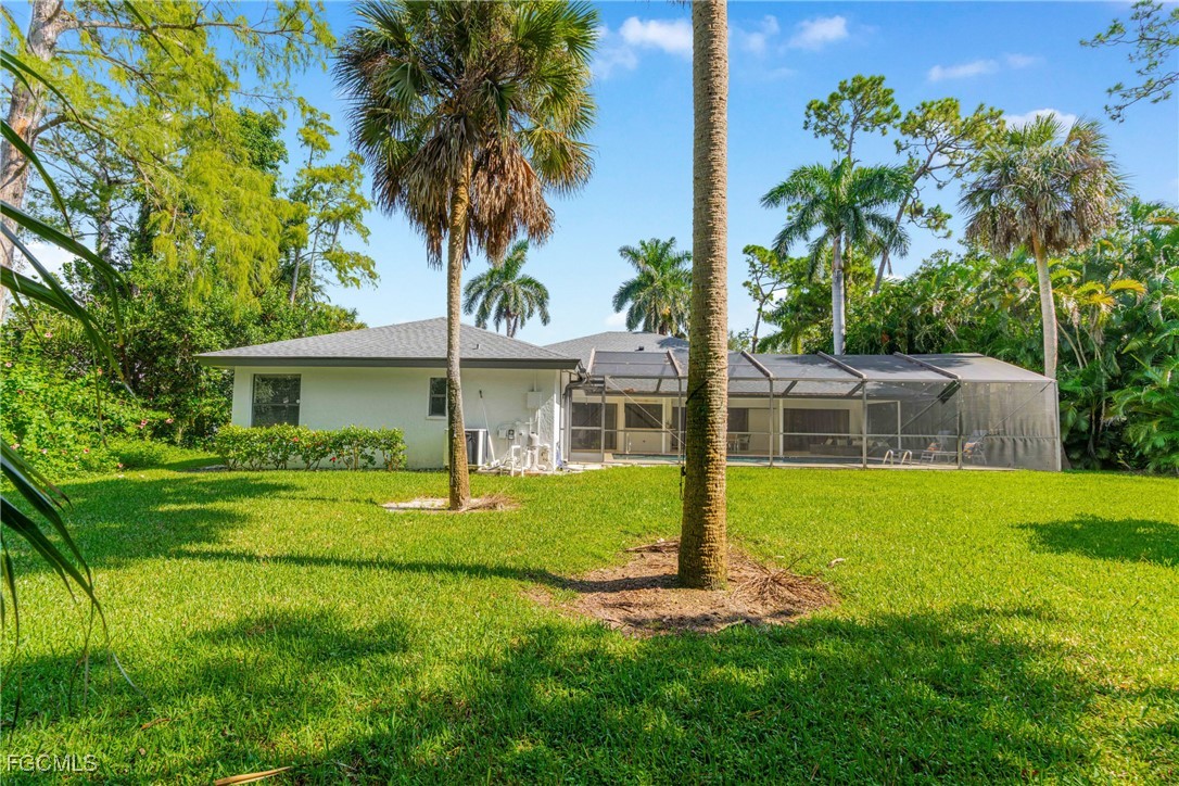 13682 Pine Villa LN