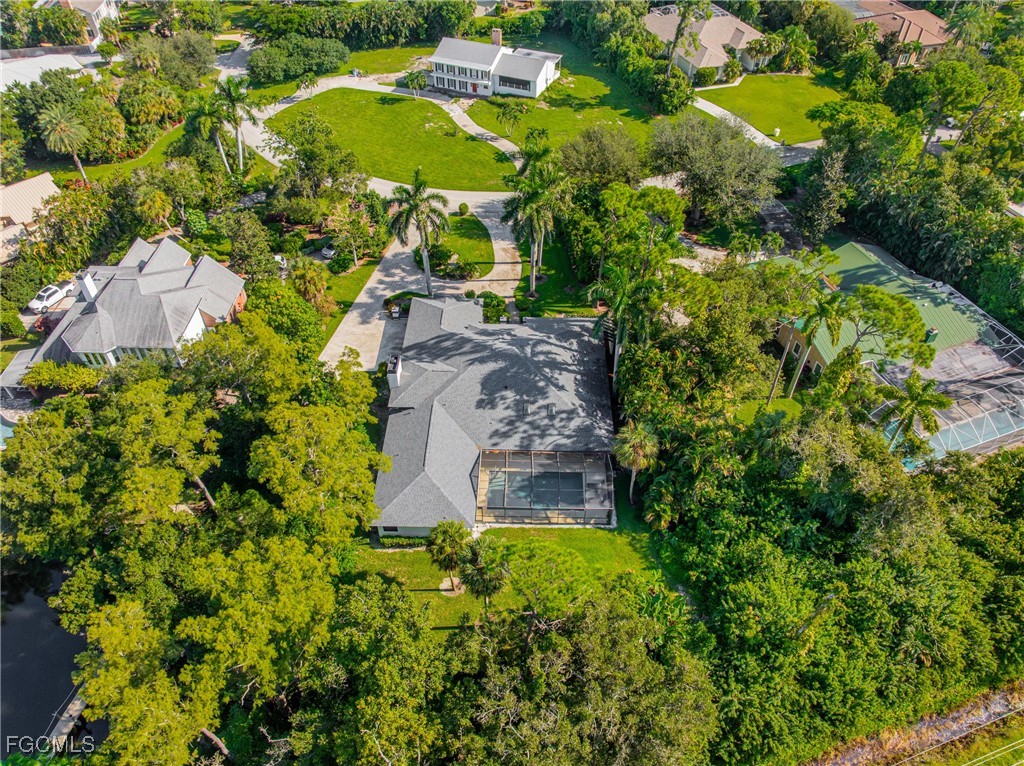 13682 Pine Villa LN