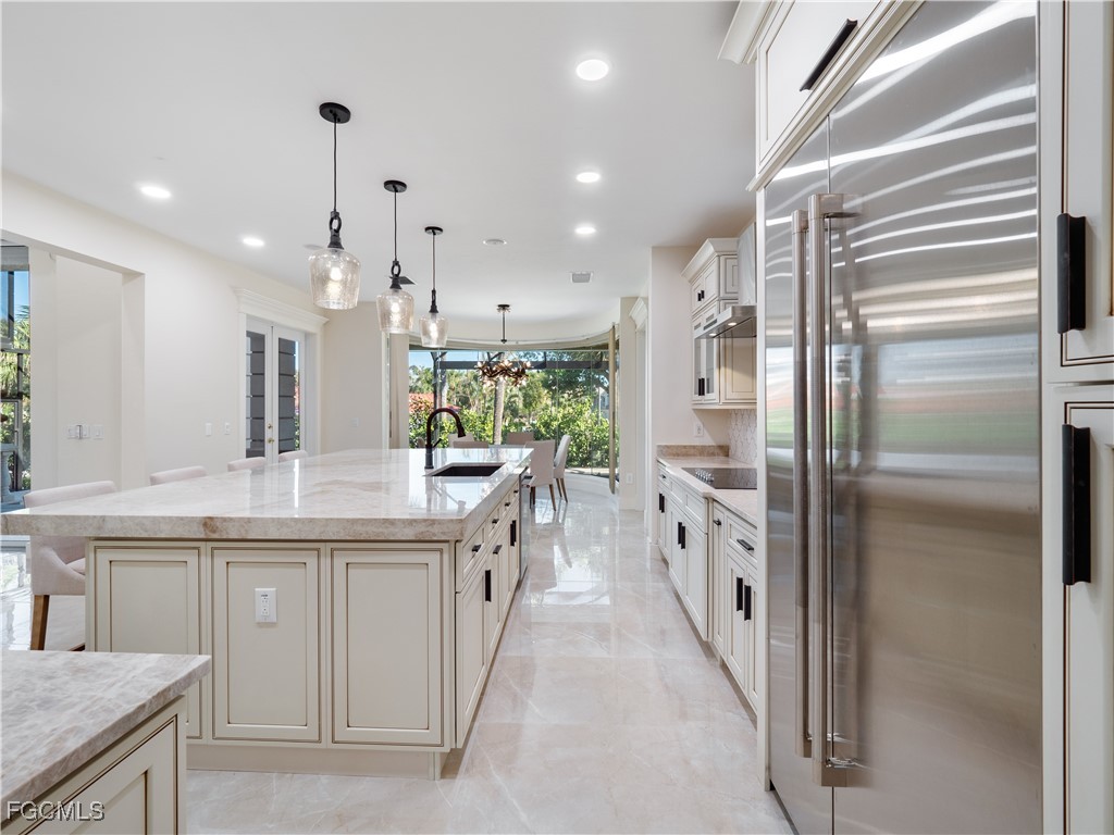 1266 Par View DR