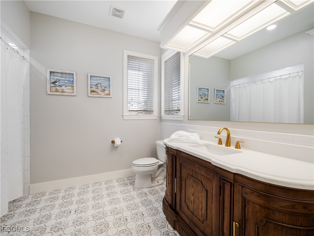 1266 Par View DR