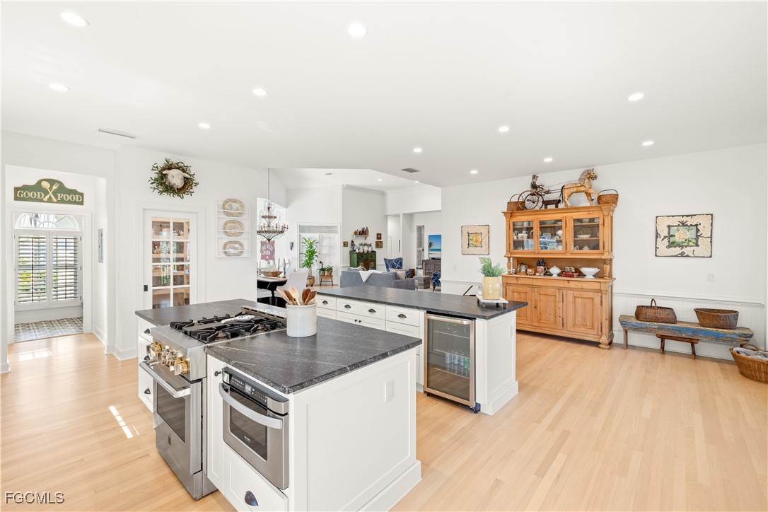 519 Kinzie Island CT