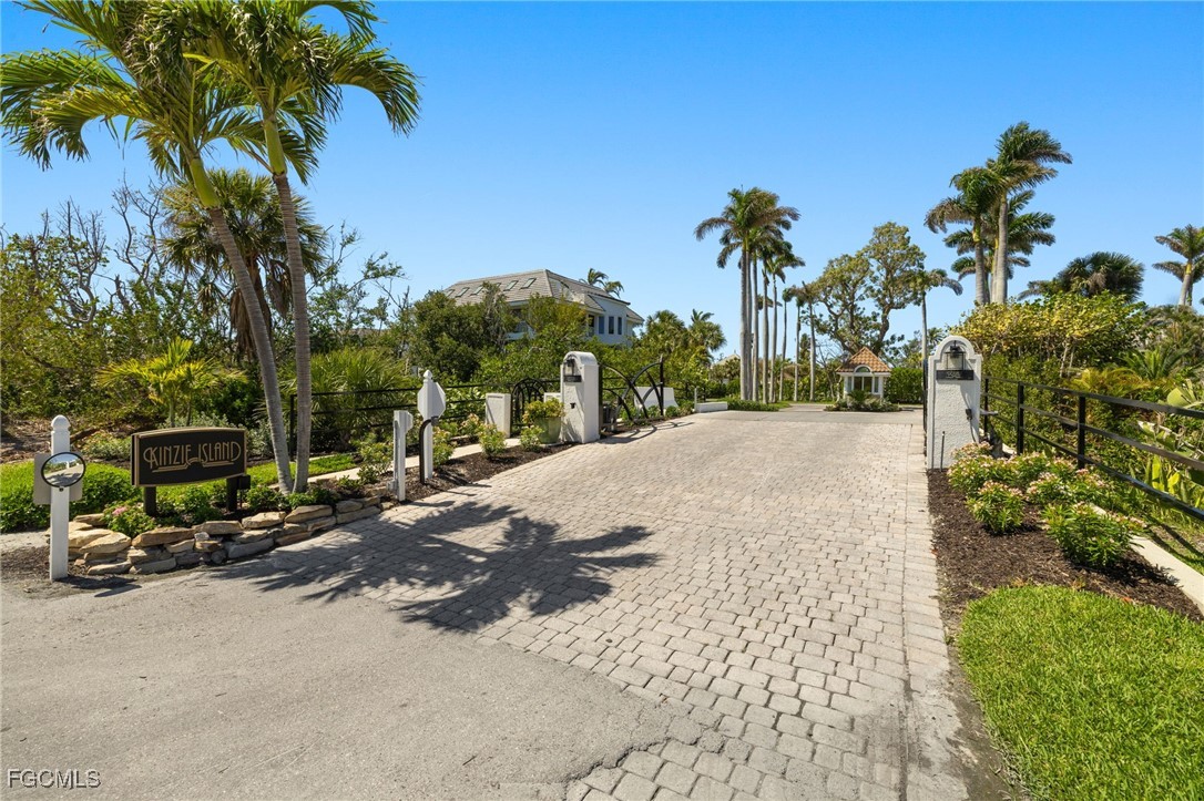 519 Kinzie Island CT