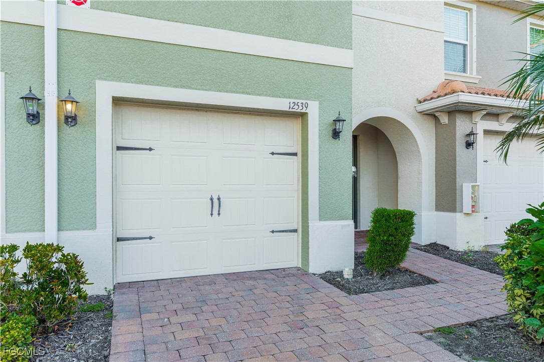 12539 Laurel Cove DR