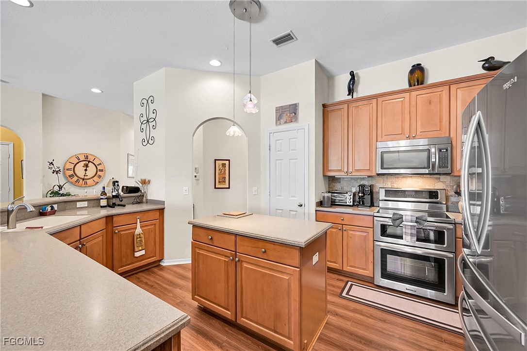 9609 Gladiolus Blossom CT