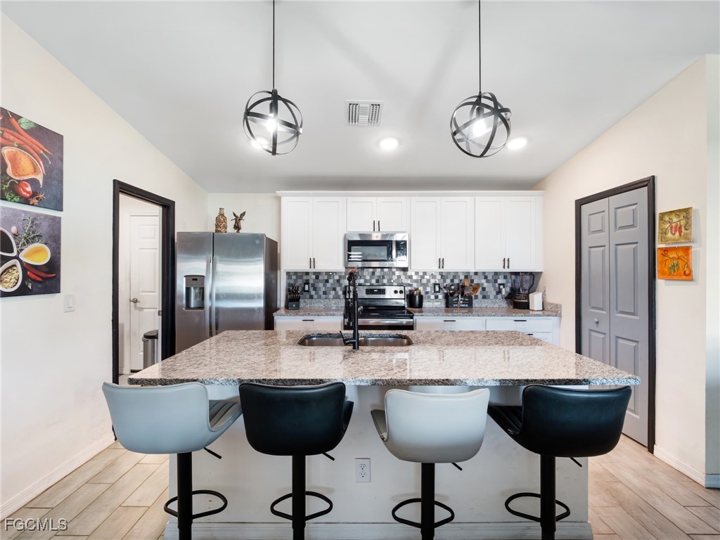 2737 NE 2nd PL