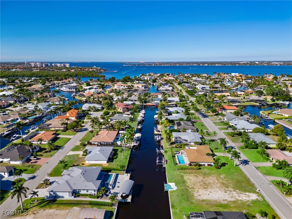 9821 Cypress Lake DR