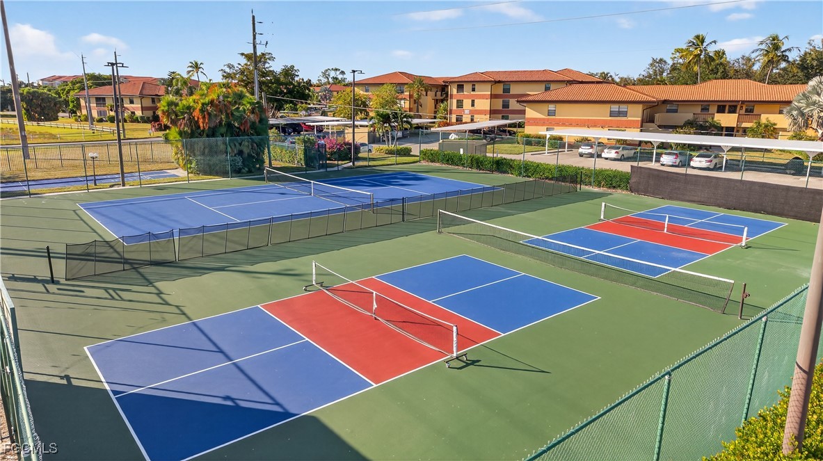 6136 Whiskey Creek DR 520