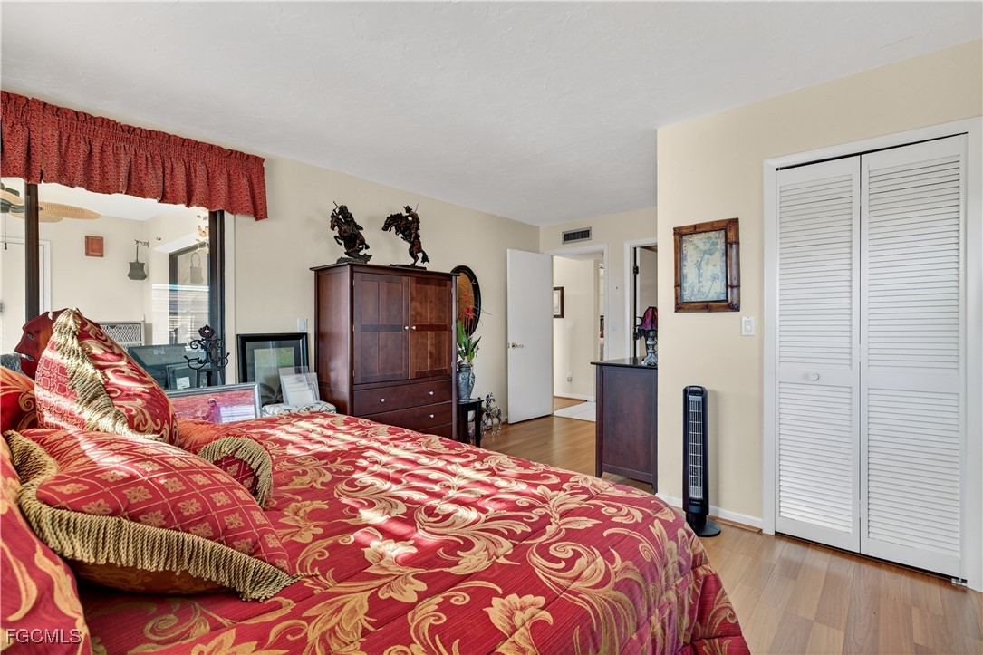 6136 Whiskey Creek DR 520