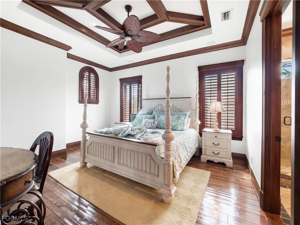 5076 Sorrento CT