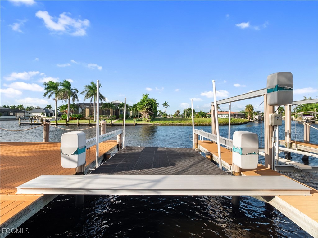 5076 Sorrento CT