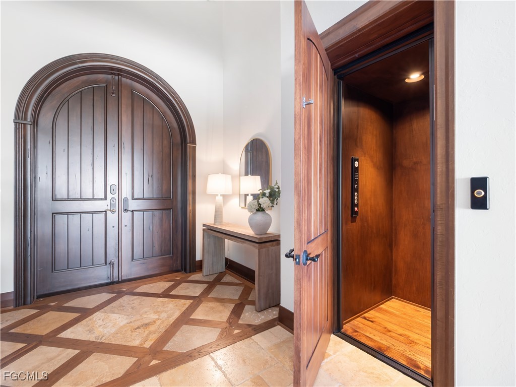 5076 Sorrento CT