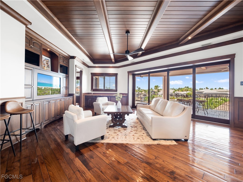 5076 Sorrento CT