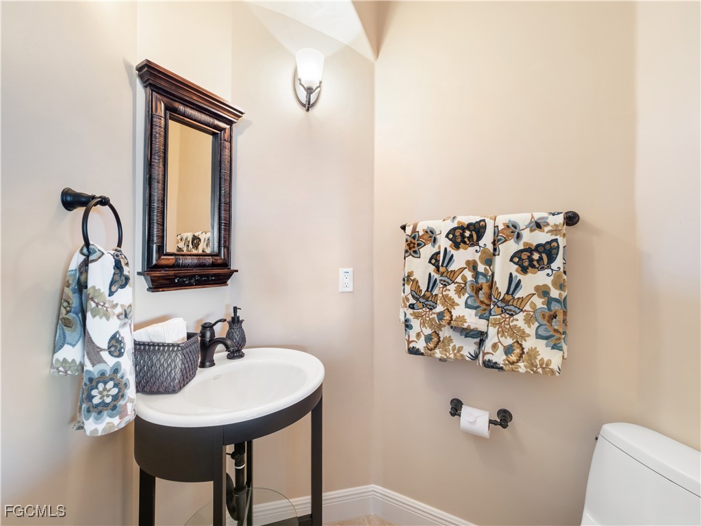 848 W Cape Estates CIR