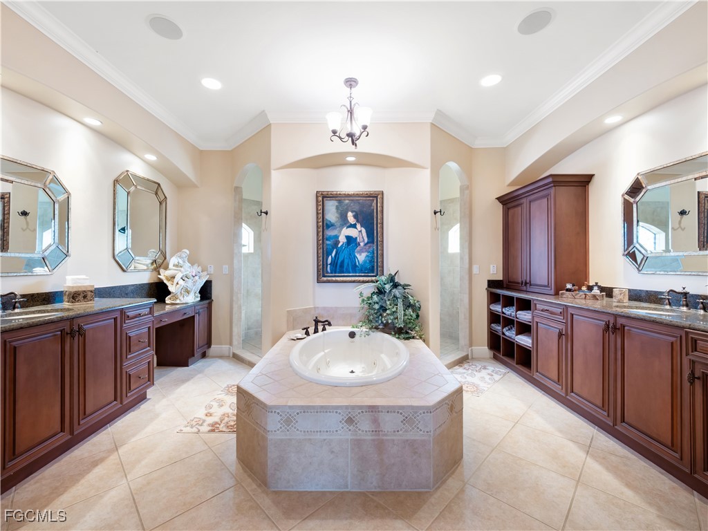 848 W Cape Estates CIR