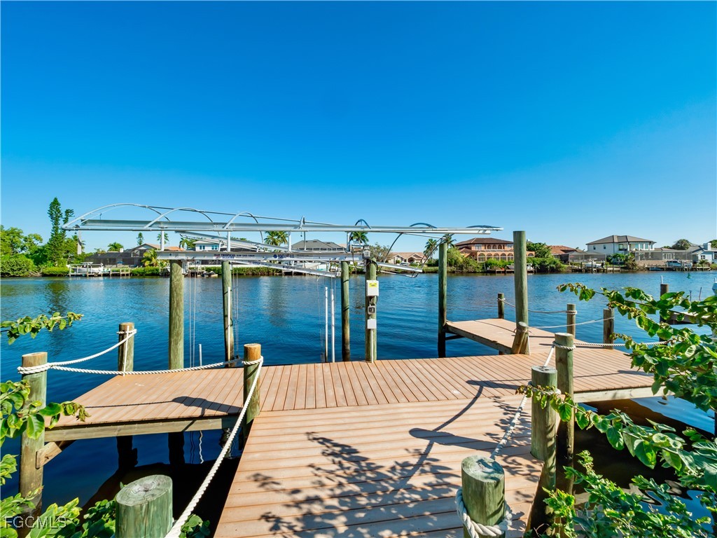 17539 Boat Club DR