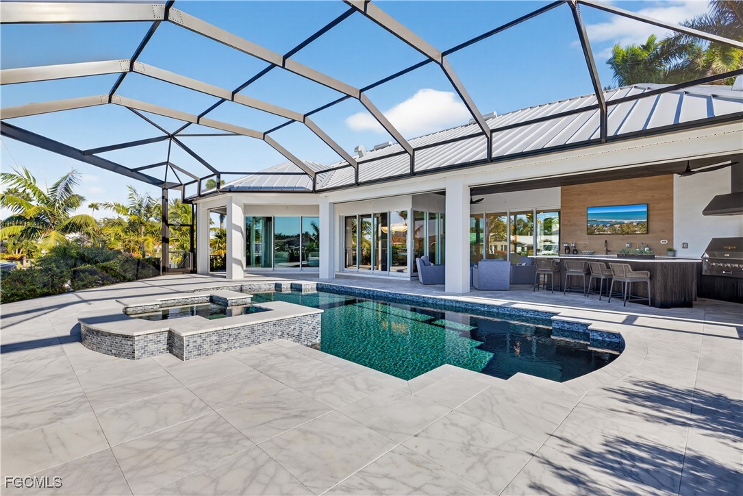 6707 Daniel CT