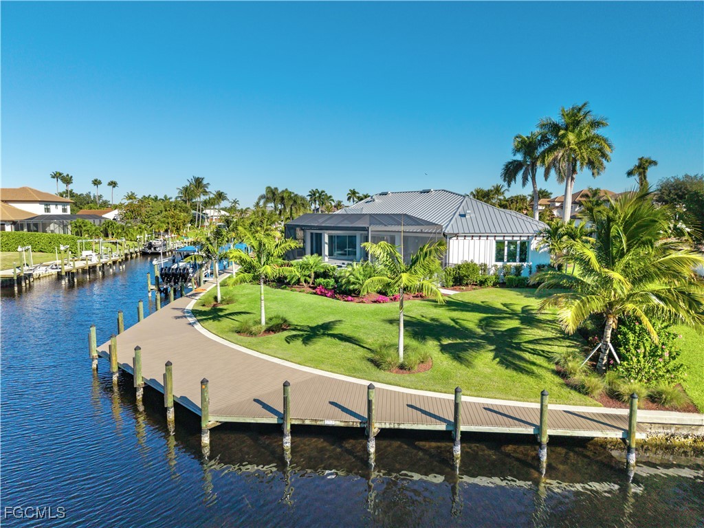 6707 Daniel CT