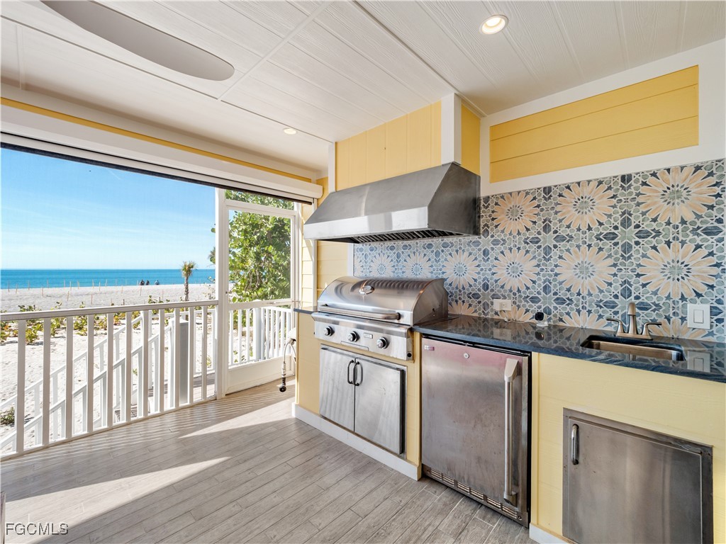 1 Sunset Captiva LN