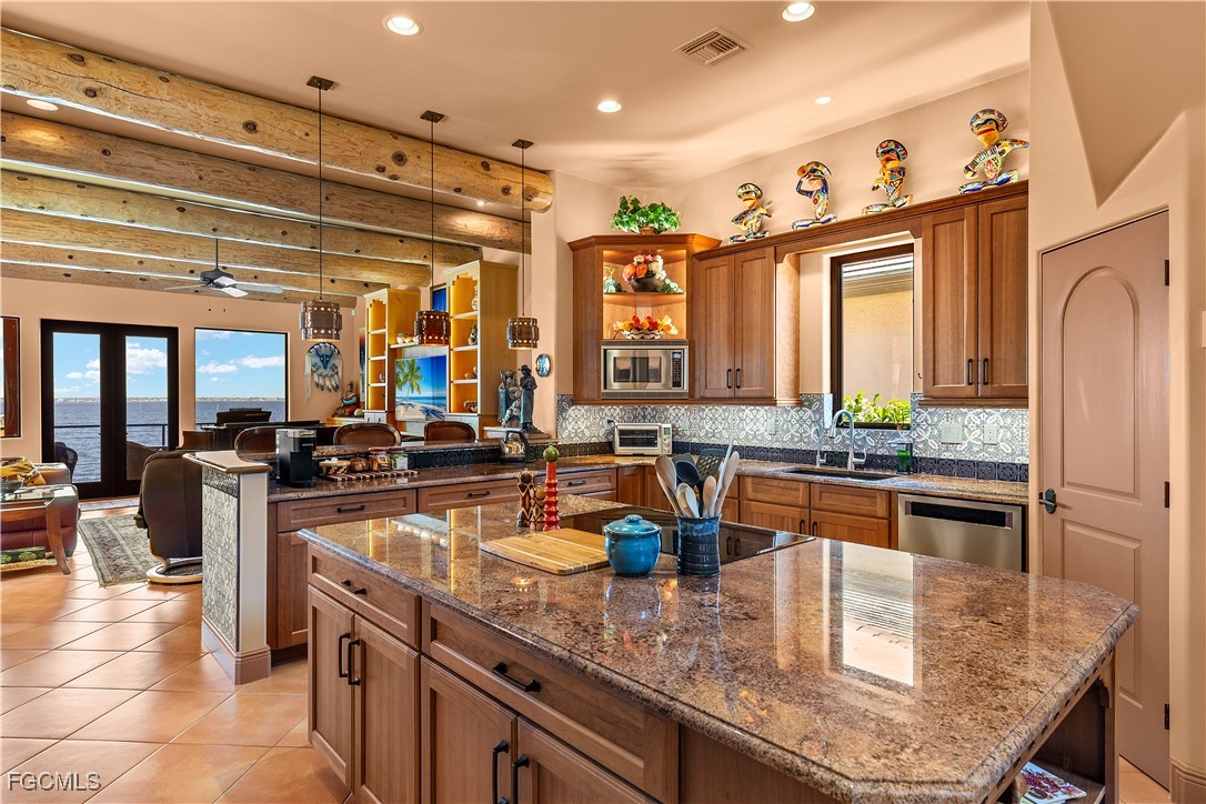 15400 Catalpa Cove LN