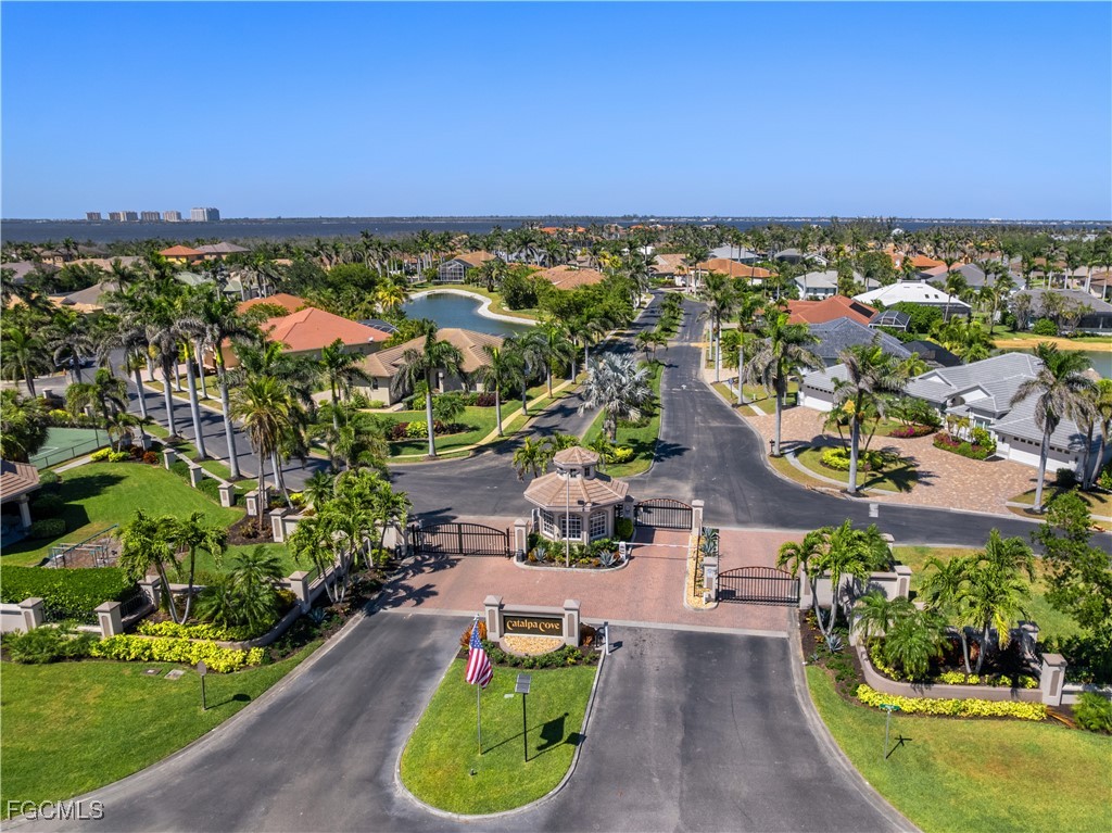 15400 Catalpa Cove LN