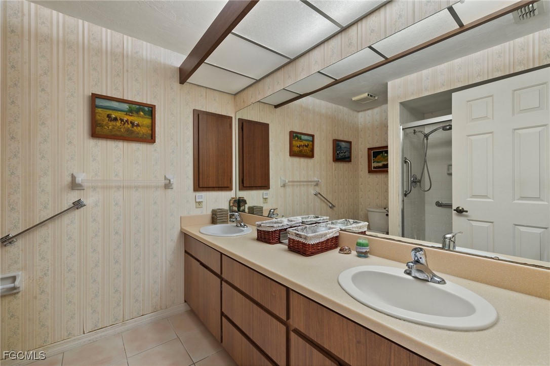 5665 Arvine CIR