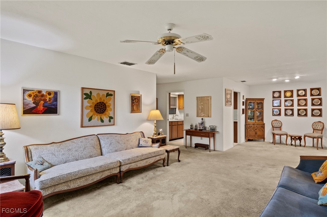 5665 Arvine CIR
