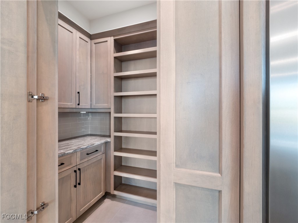 111 Montrose DR