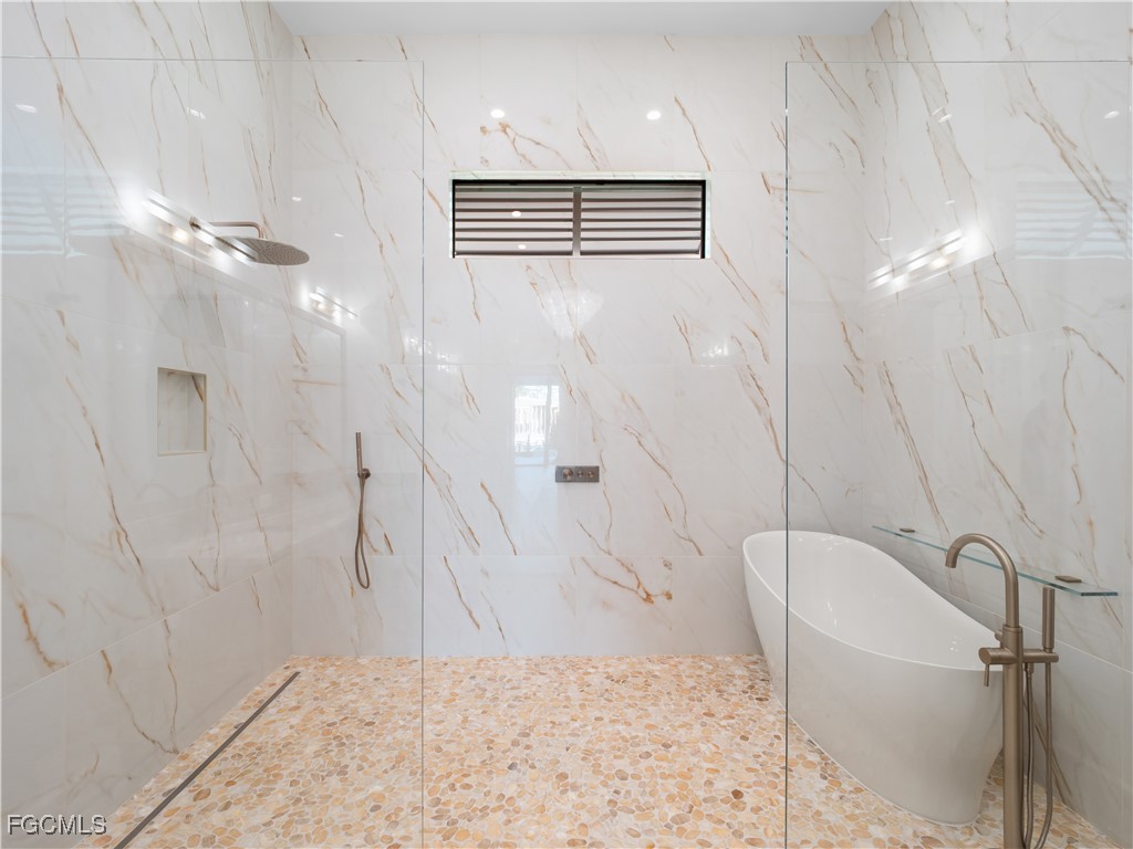111 Montrose DR