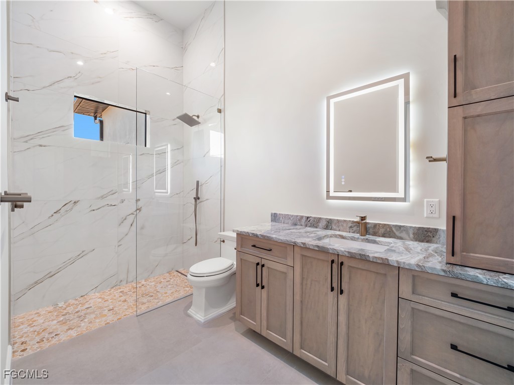 111 Montrose DR