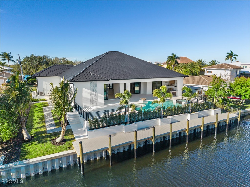 111 Montrose DR