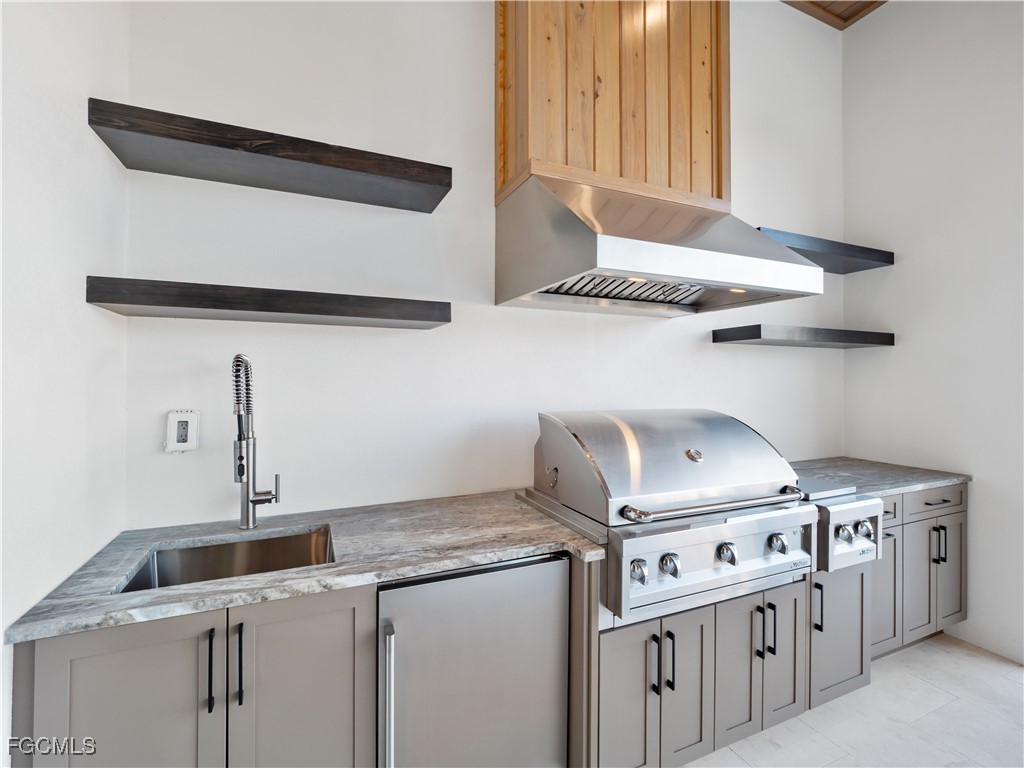 111 Montrose DR