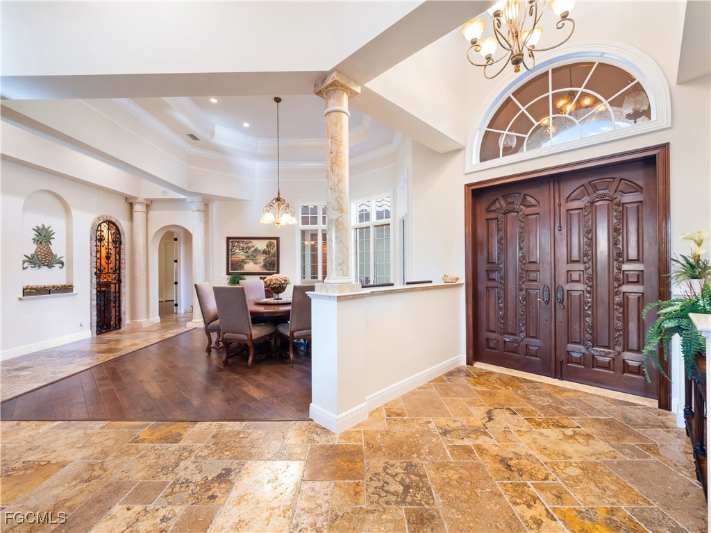 1265 Canterbury DR