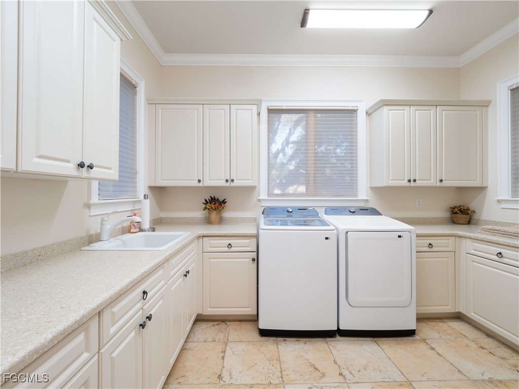 1265 Canterbury DR