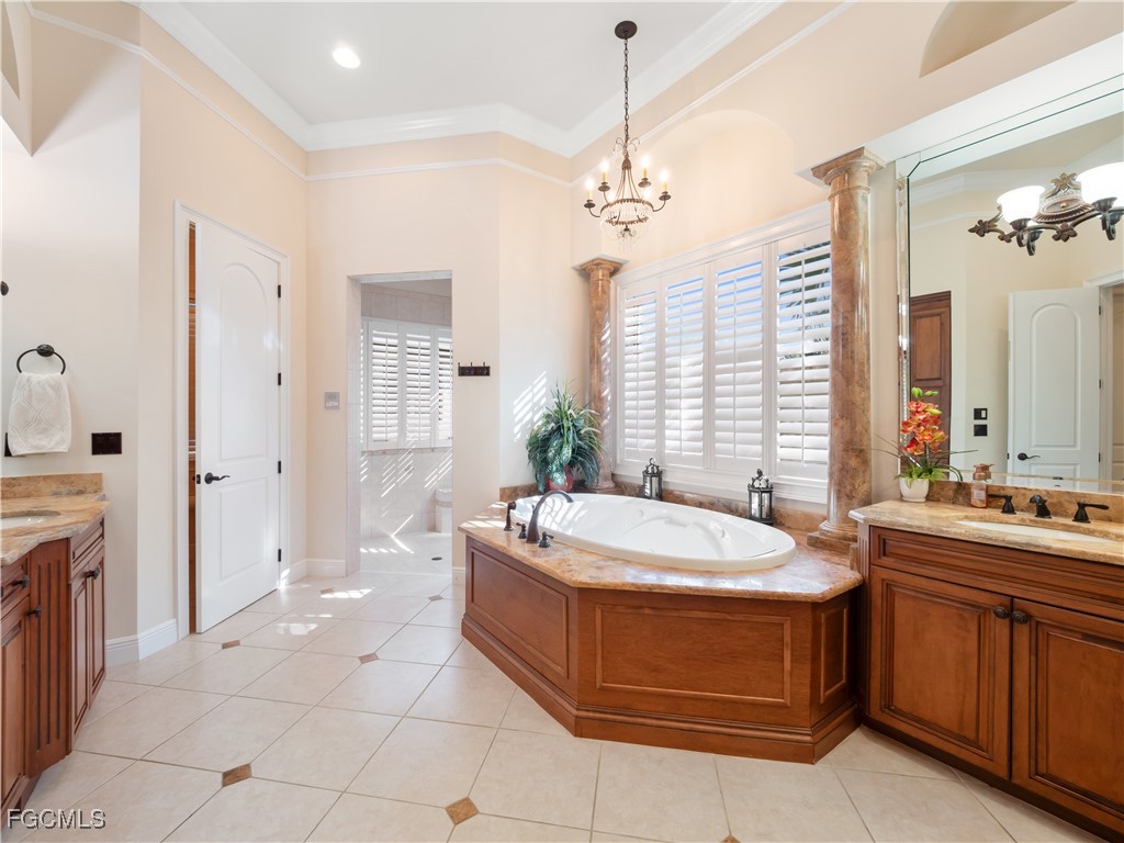 1265 Canterbury DR