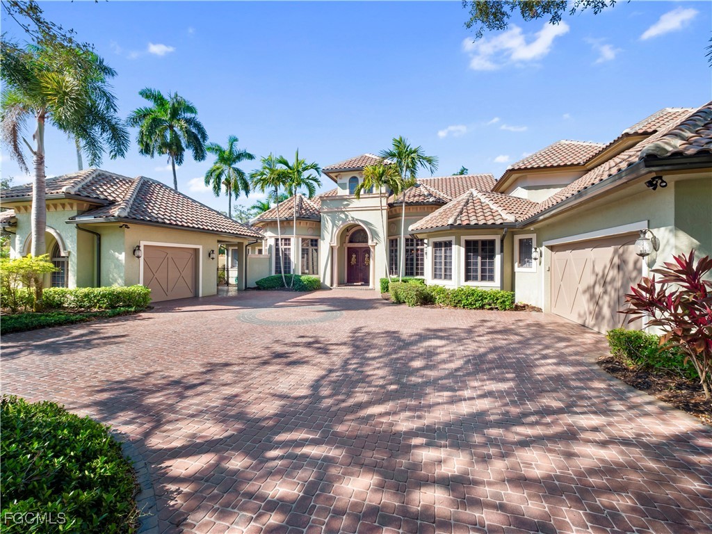 1265 Canterbury DR