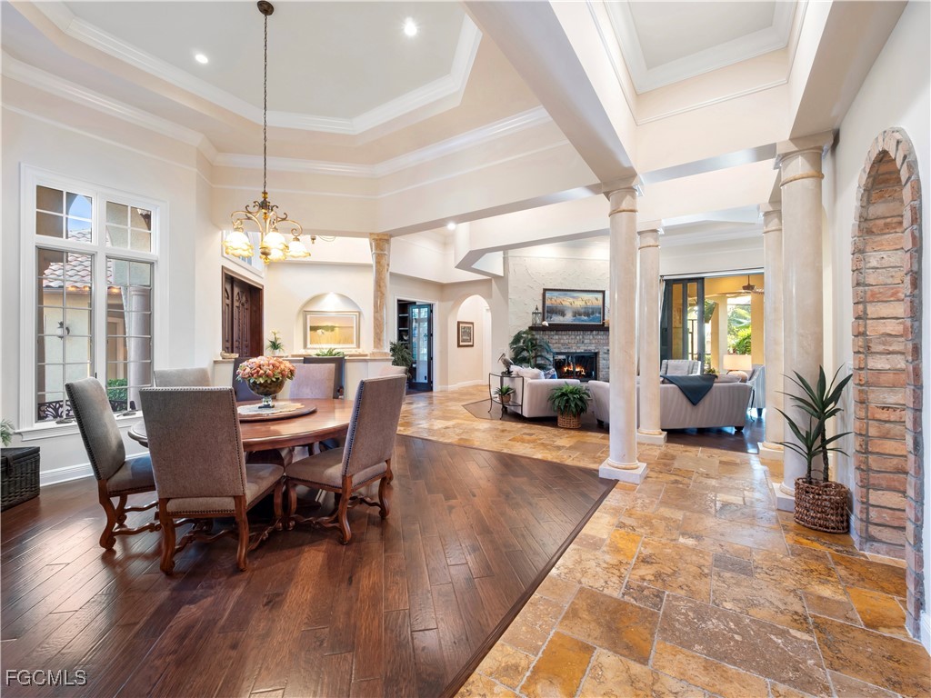 1265 Canterbury DR