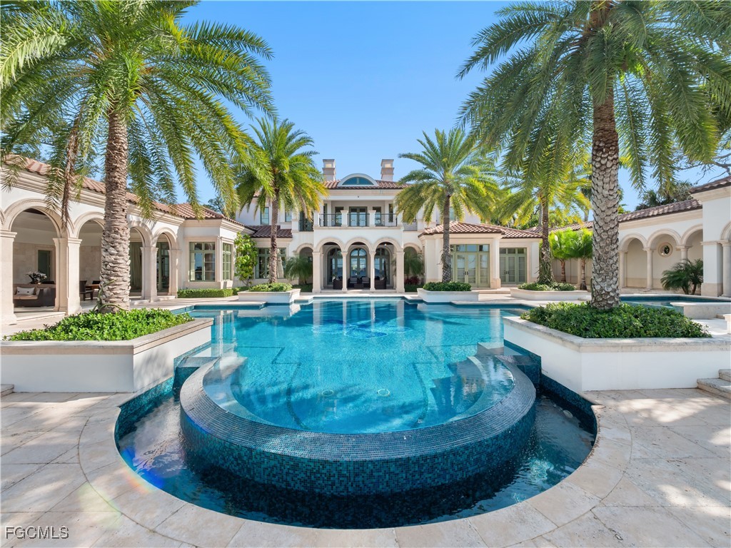 1240 Coconut DR