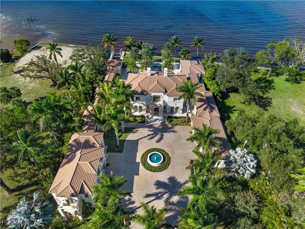 1240 Coconut DR