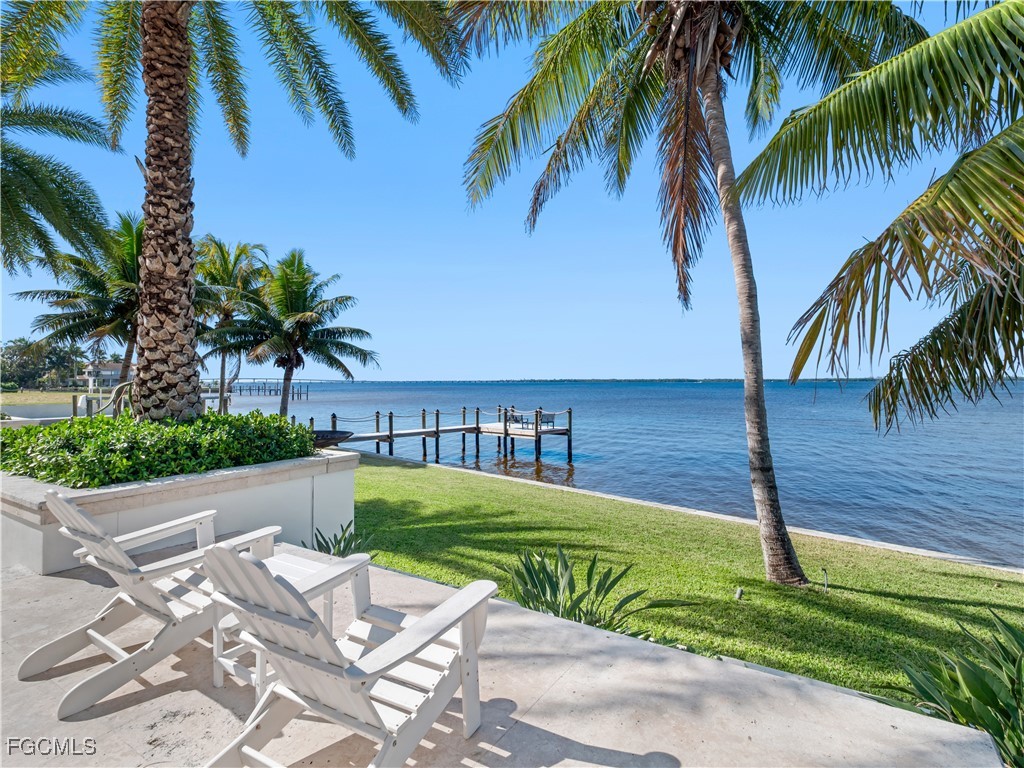 1240 Coconut DR
