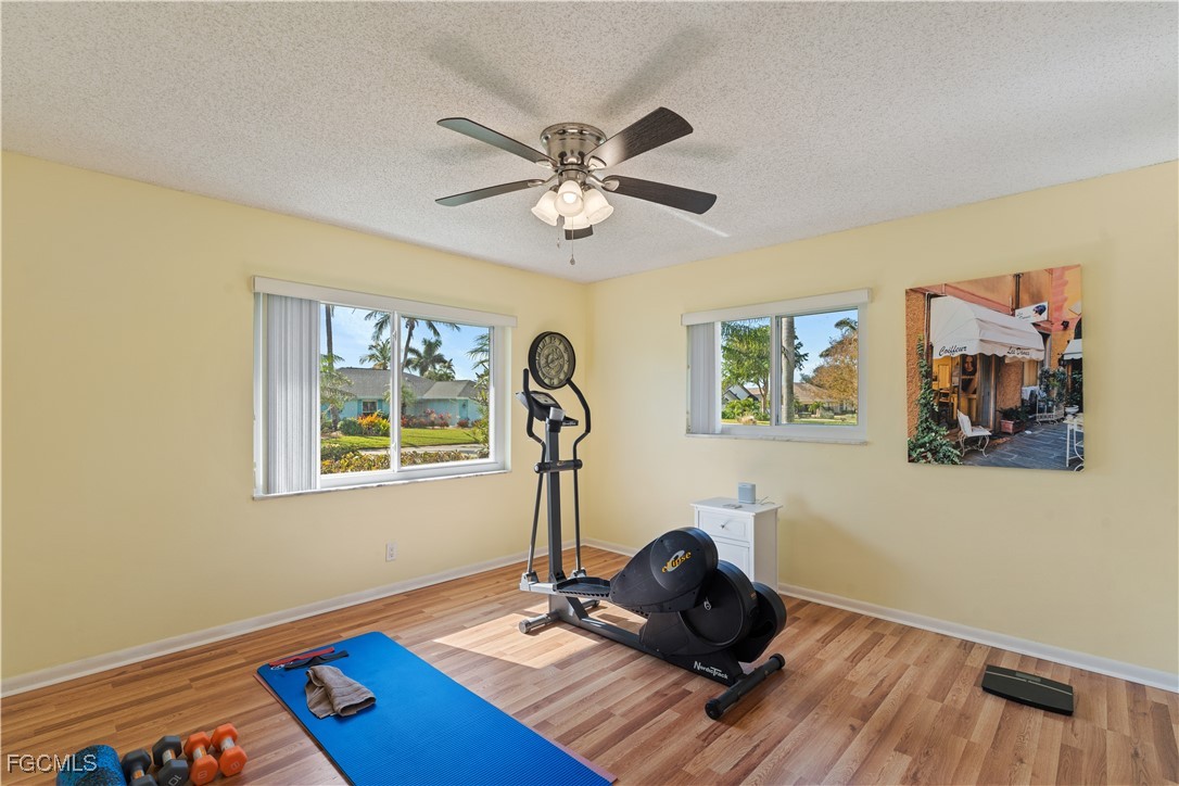 1011 S Town And River DR